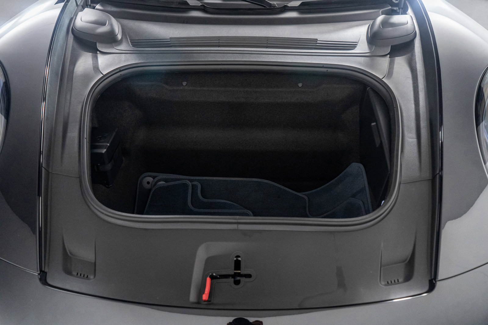 Used 2025 Porsche 911 Carrera S image 90