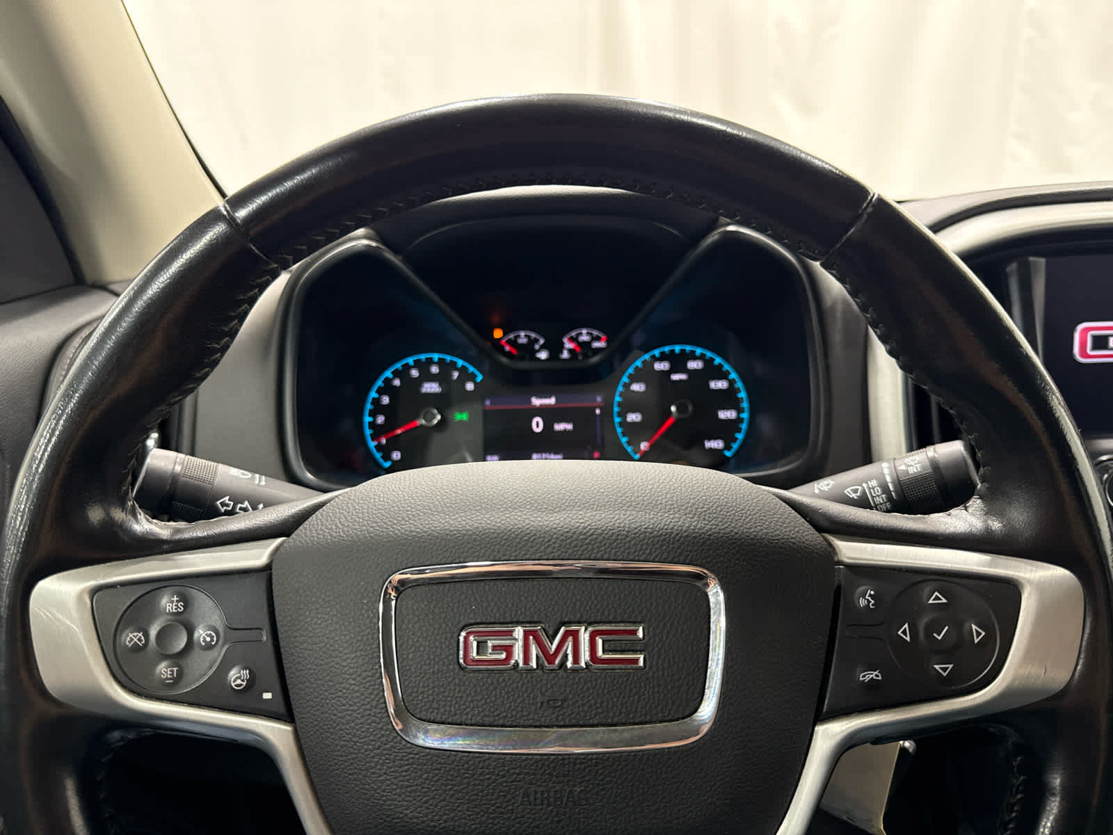 Certified 2020 GMC Canyon SLE w/ Elevation Edition AWD/4WD image 24