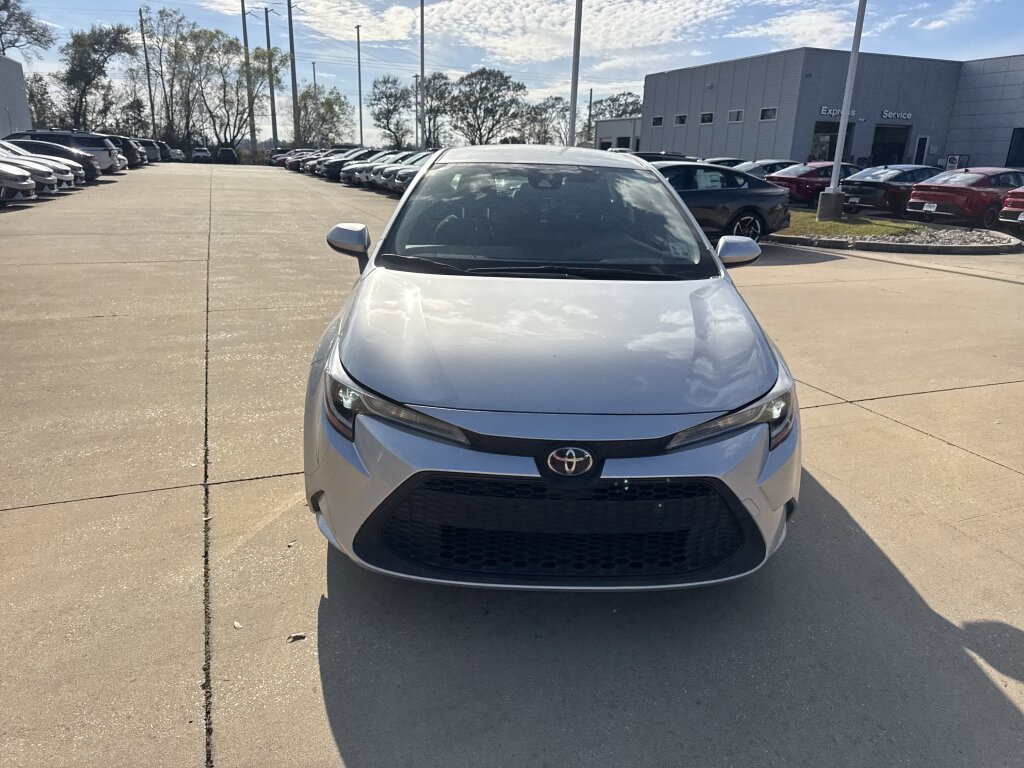 Used 2022 Toyota Corolla LE image 7
