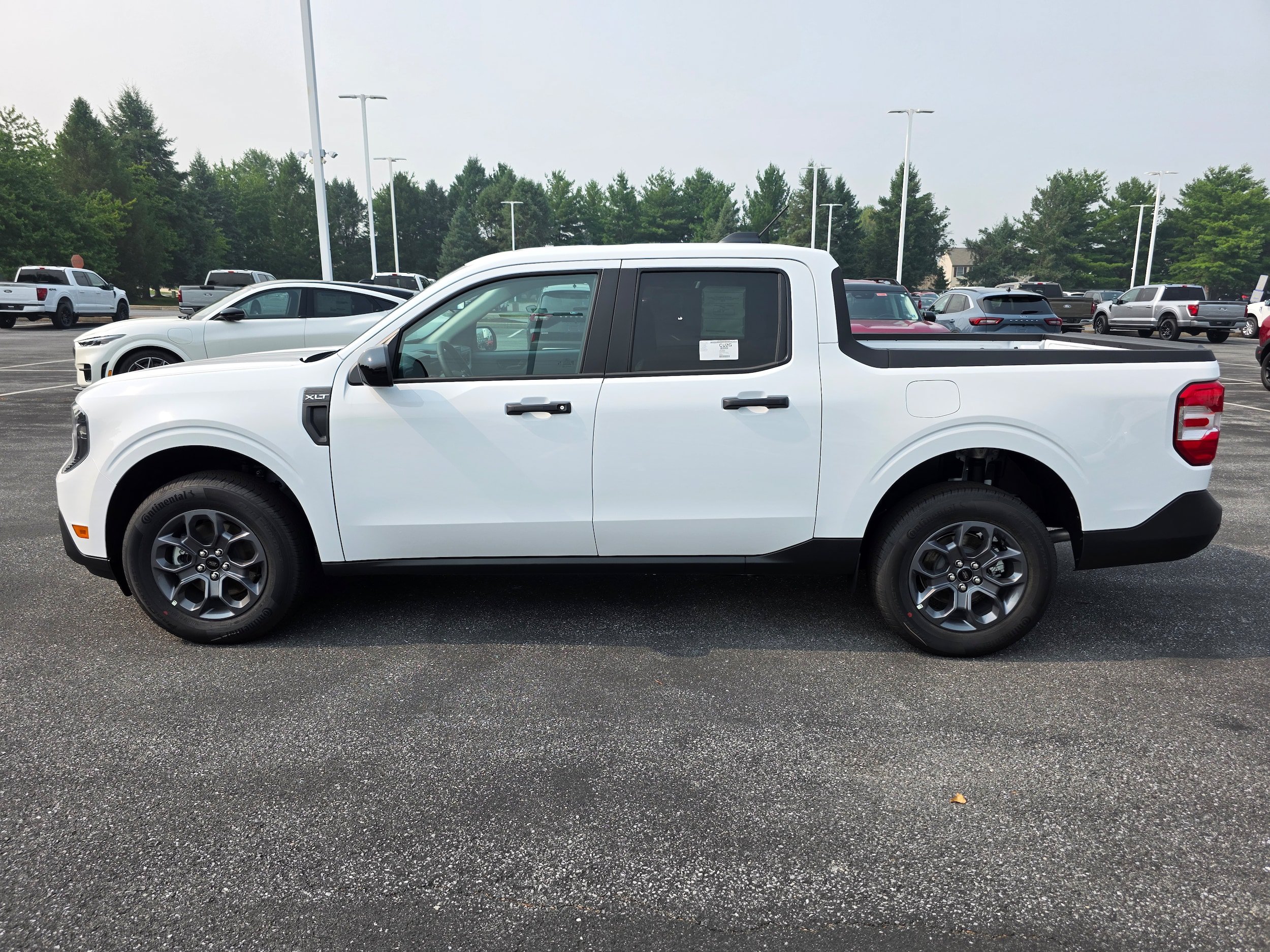 New 2026 Ford Maverick XLT w/ XLT Luxury Package AWD/4WD image 2