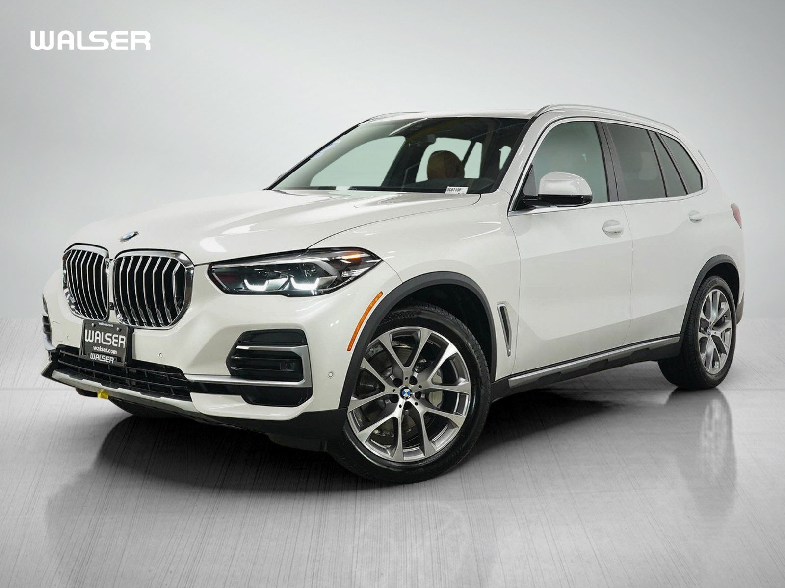 Used 2022 BMW X5 xDrive40i AWD/4WD image 1