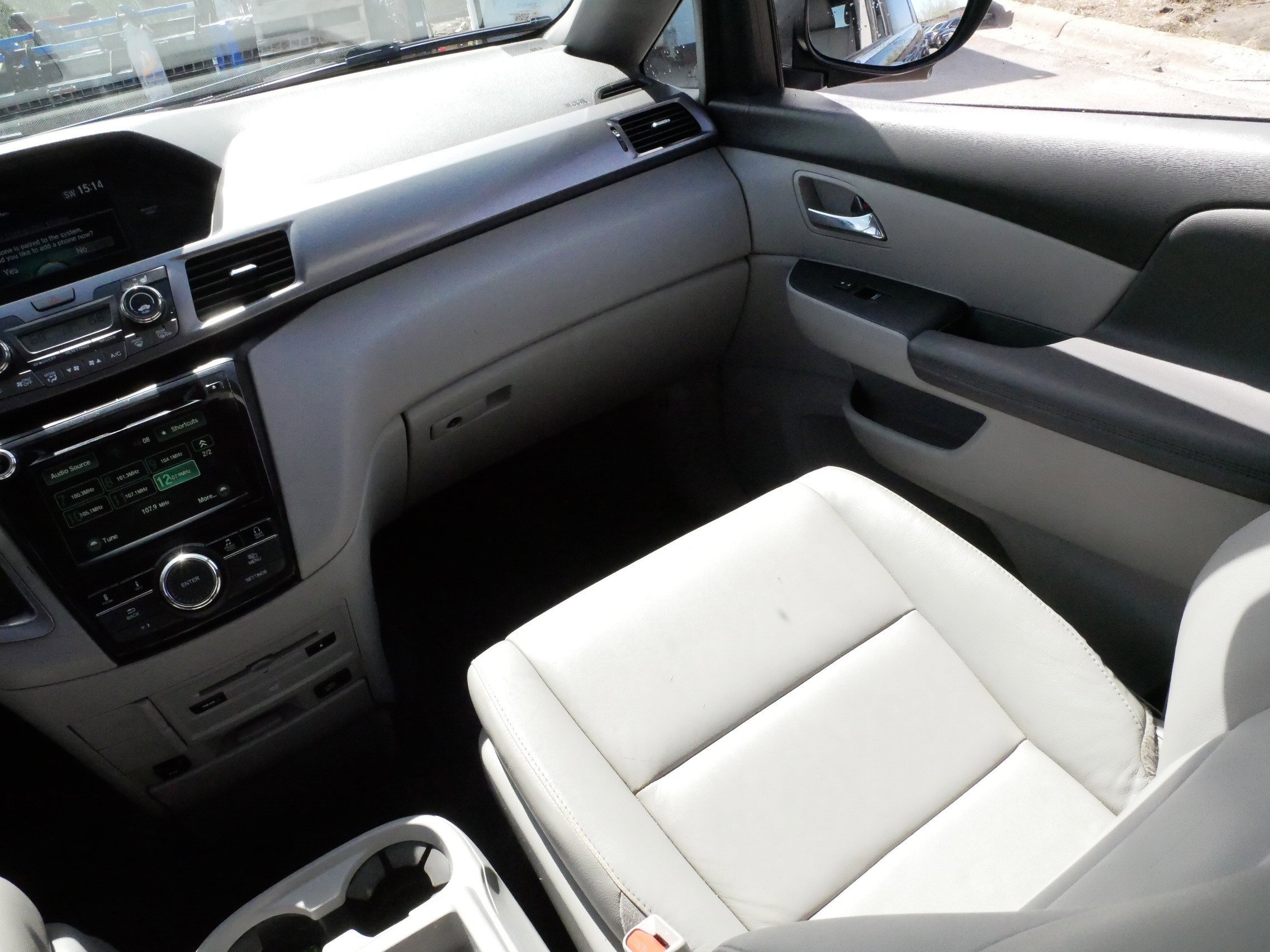 Used 2014 Honda Odyssey EX-L image 11