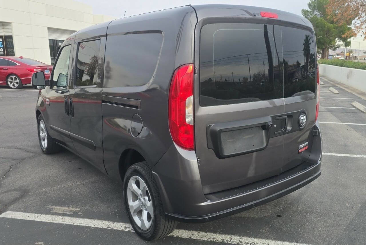 Used 2021 RAM ProMaster City SLT w/ Lights & Wheels Group image 8