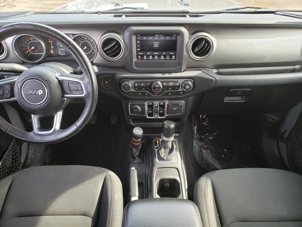 Used 2018 Jeep Wrangler Unlimited Sahara w/ Cold Weather Group image 21