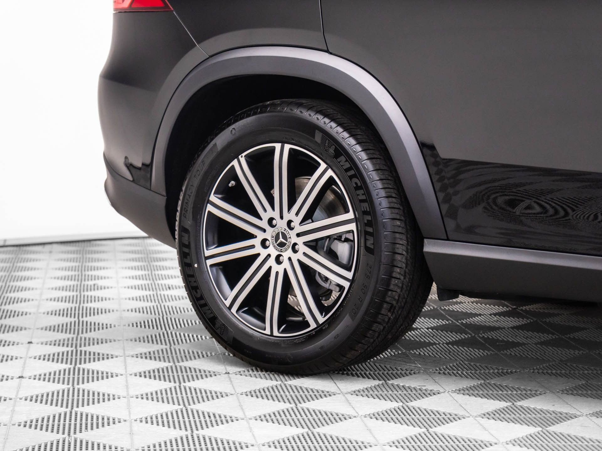 Used 2025 Mercedes-Benz GLE 450 4MATIC image 38