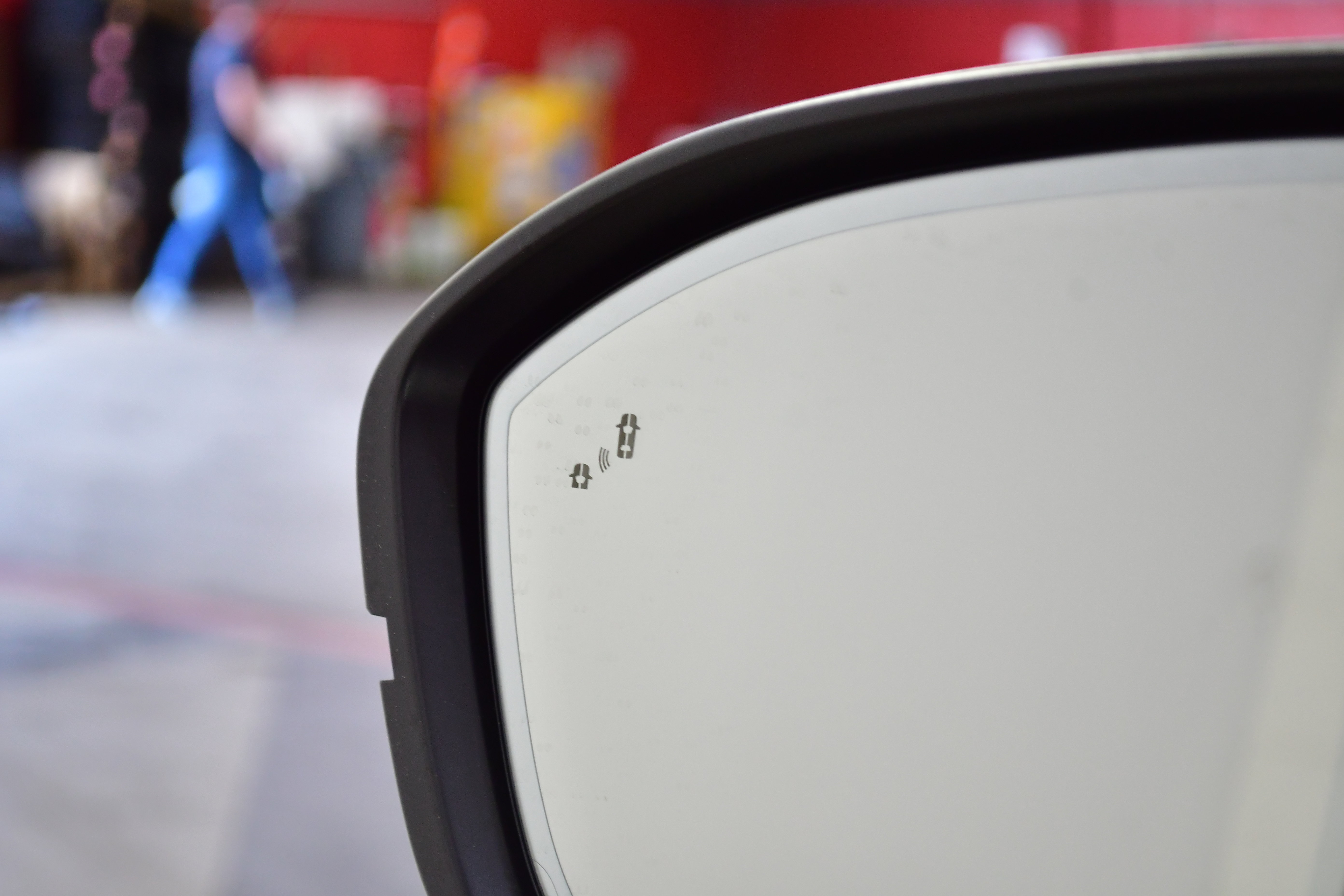 Used 2023 INFINITI QX60 Luxe w/ Performance Audio Package image 18