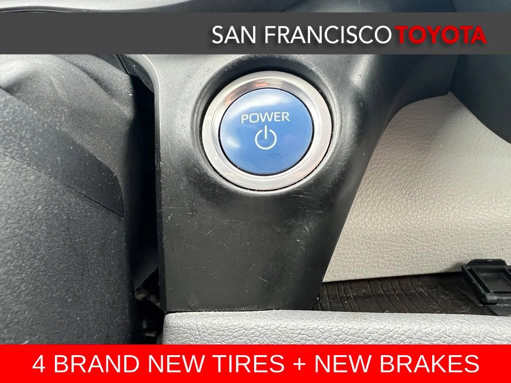 Certified 2021 Toyota Sienna LE FWD image 25