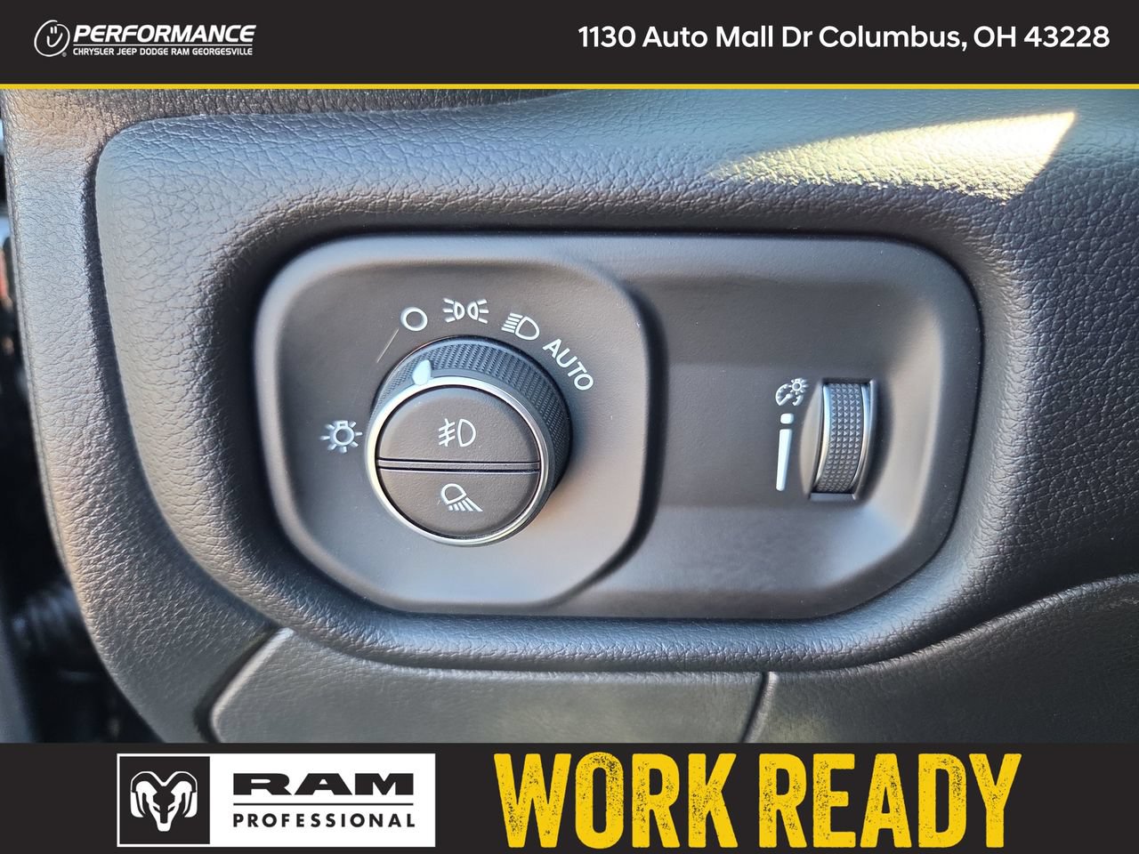 New 2026 RAM 2500 Big Horn AWD/4WD image 34