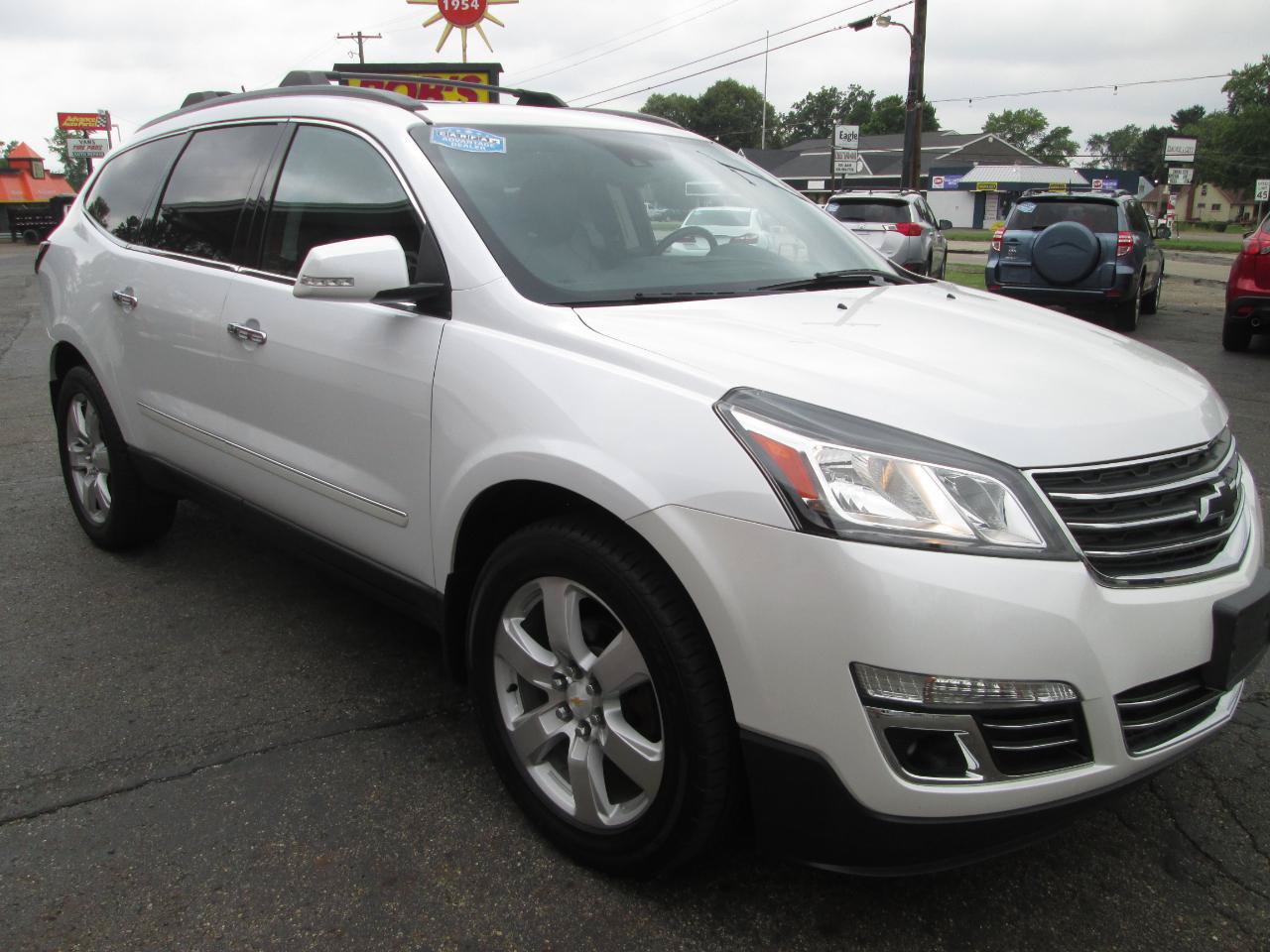 Used 2016 Chevrolet Traverse LTZ AWD/4WD image 8