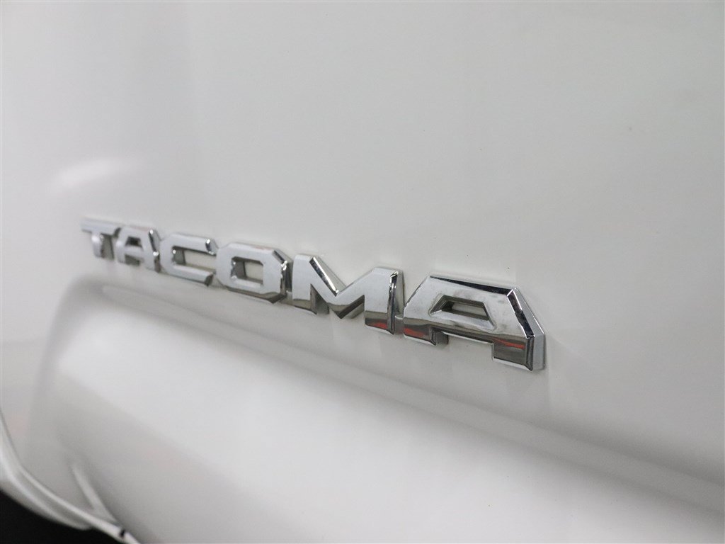 Used 2023 Toyota Tacoma TRD Sport AWD/4WD image 33