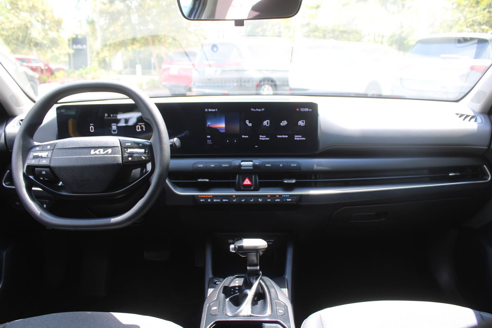 Certified 2025 Kia K4 FWD image 21