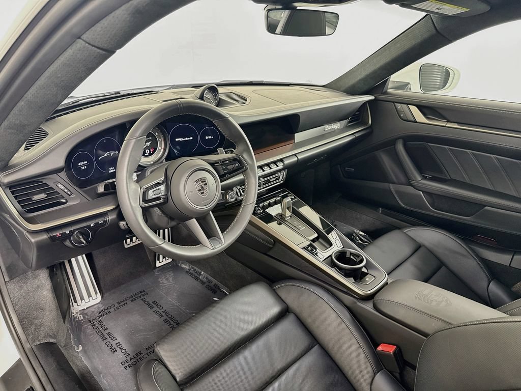 Certified 2025 Porsche 911 Turbo S AWD/4WD image 4