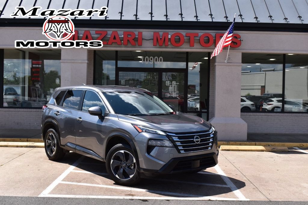 Used 2025 Nissan Rogue SV FWD image 1