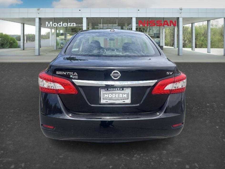 Used 2015 Nissan Sentra SV FWD image 4