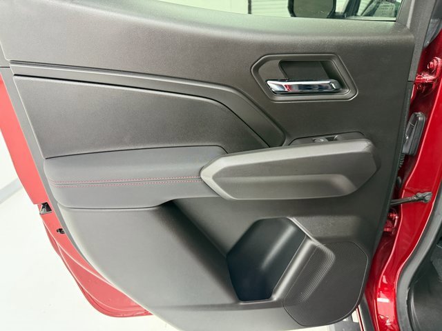 Used 2024 Chevrolet Colorado Z71 w/ Z71 Convenience Package 2 image 34