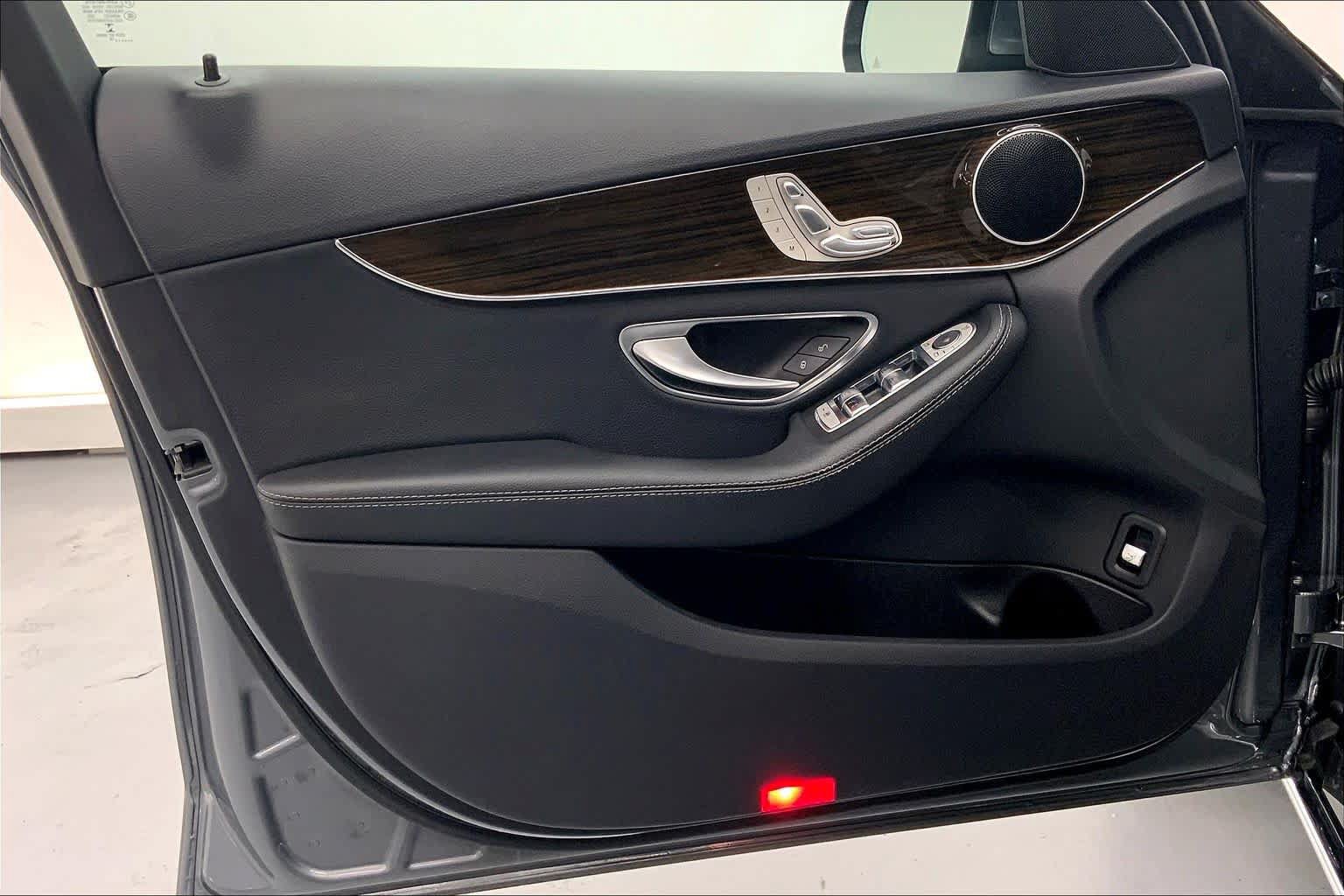Used 2019 Mercedes-Benz C 300 Sedan image 19