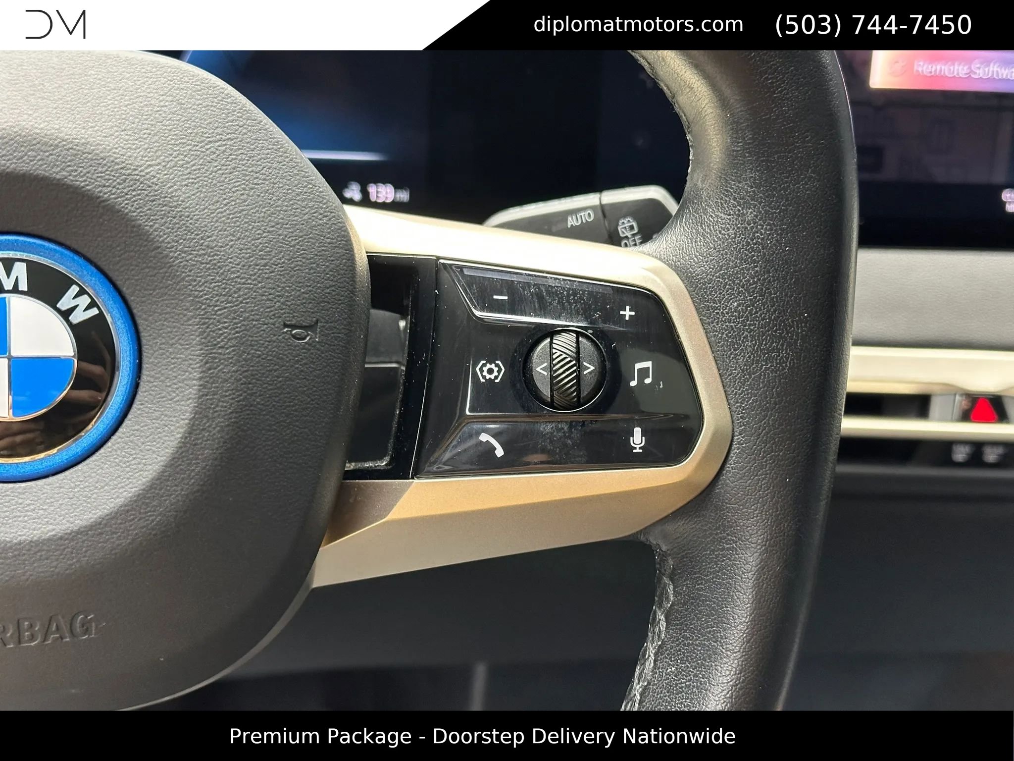 Used 2023 BMW iX xDrive50 w/ Premium Package image 31