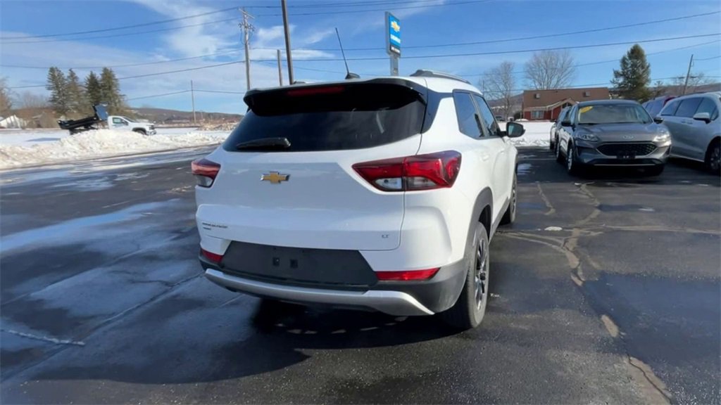 Certified 2023 Chevrolet TrailBlazer LT w/ Convenience Package image 3