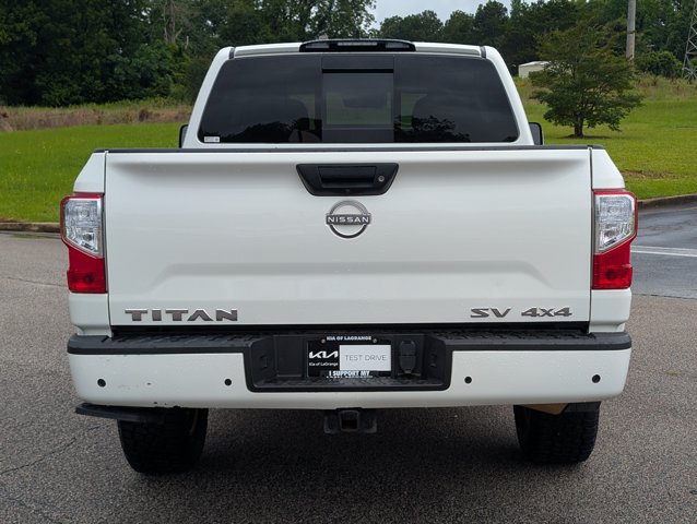 Used 2024 Nissan Titan SV w/ SV Convenience Package AWD/4WD image 18