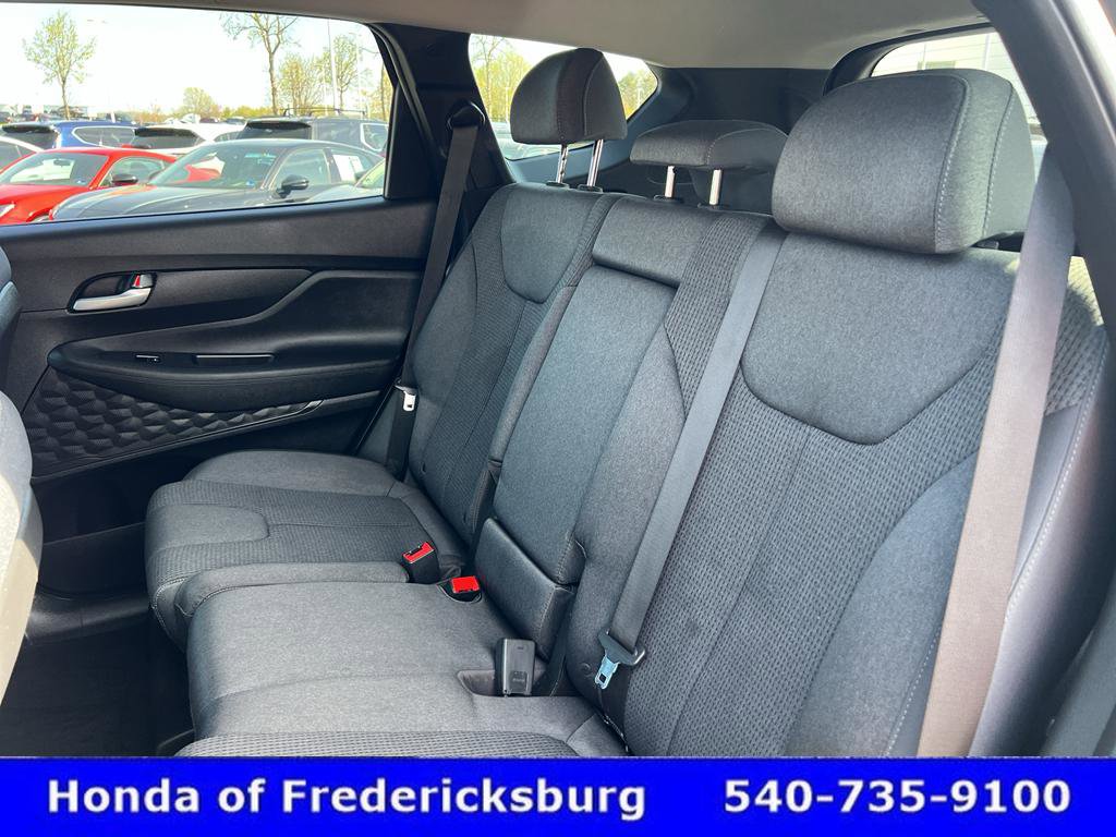 Used 2023 Hyundai Santa Fe SE image 28