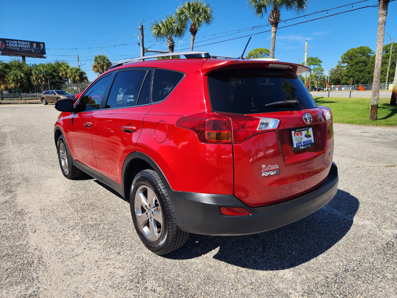 Used 2015 Toyota RAV4 XLE image 3