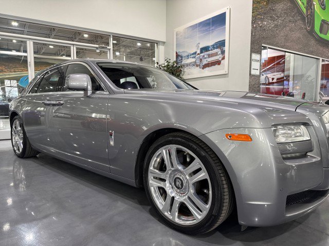 Used 2010 Rolls-Royce Ghost image 25