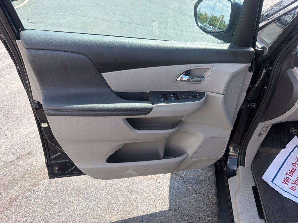 Used 2014 Honda Odyssey EX-L image 16