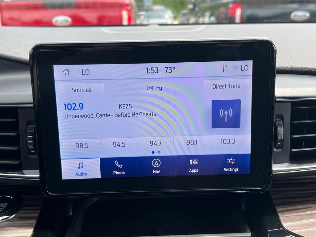 Used 2023 Ford Explorer Limited w/ Equipment Group 301A AWD/4WD image 29
