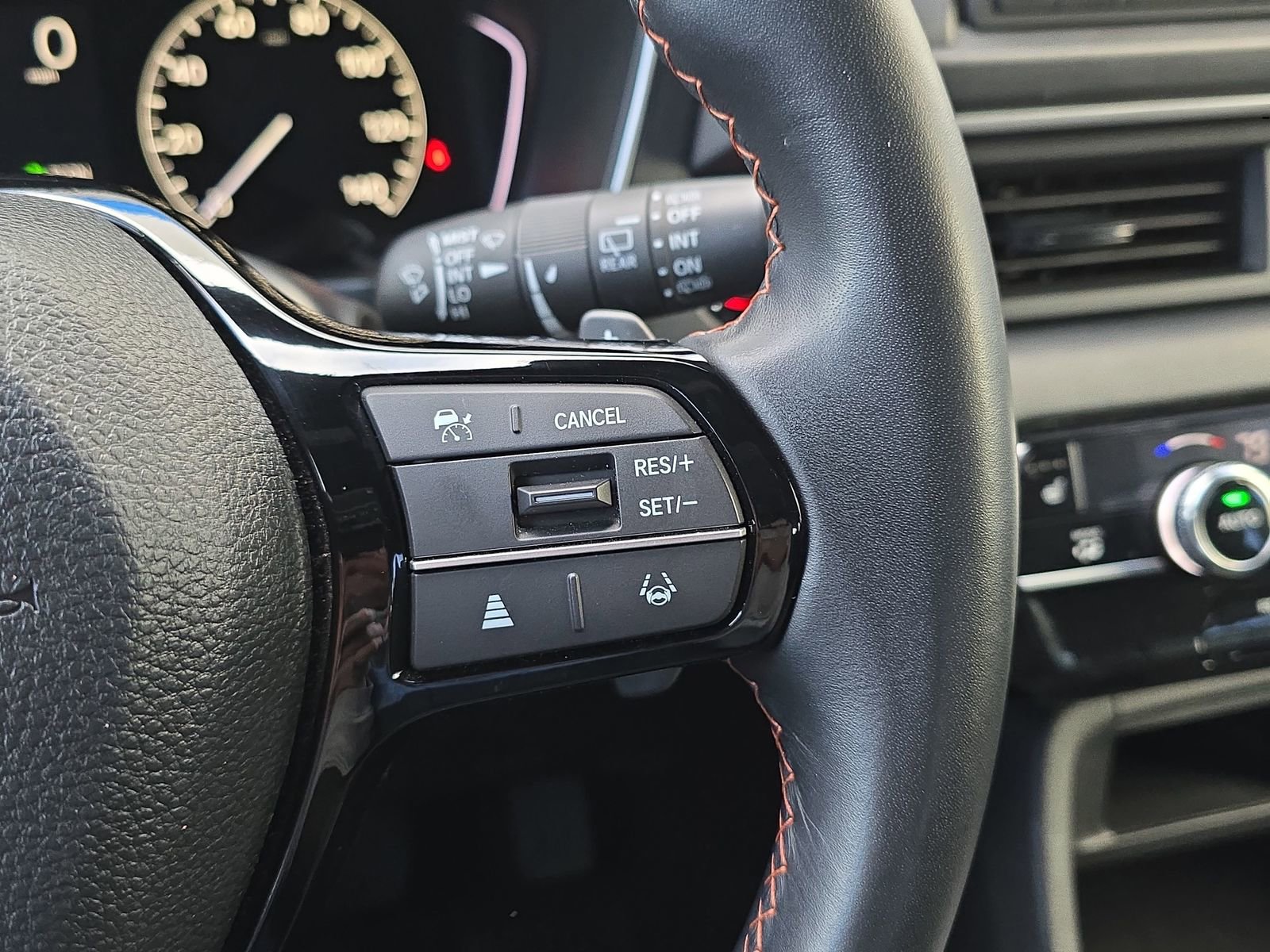 Certified 2025 Honda Pilot Sport image 19