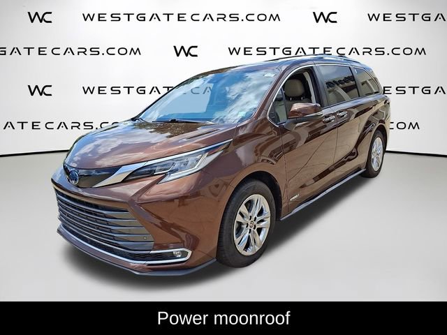 Used 2021 Toyota Sienna Limited image 4