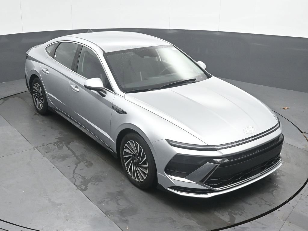 Certified 2025 Hyundai Sonata SEL image 30