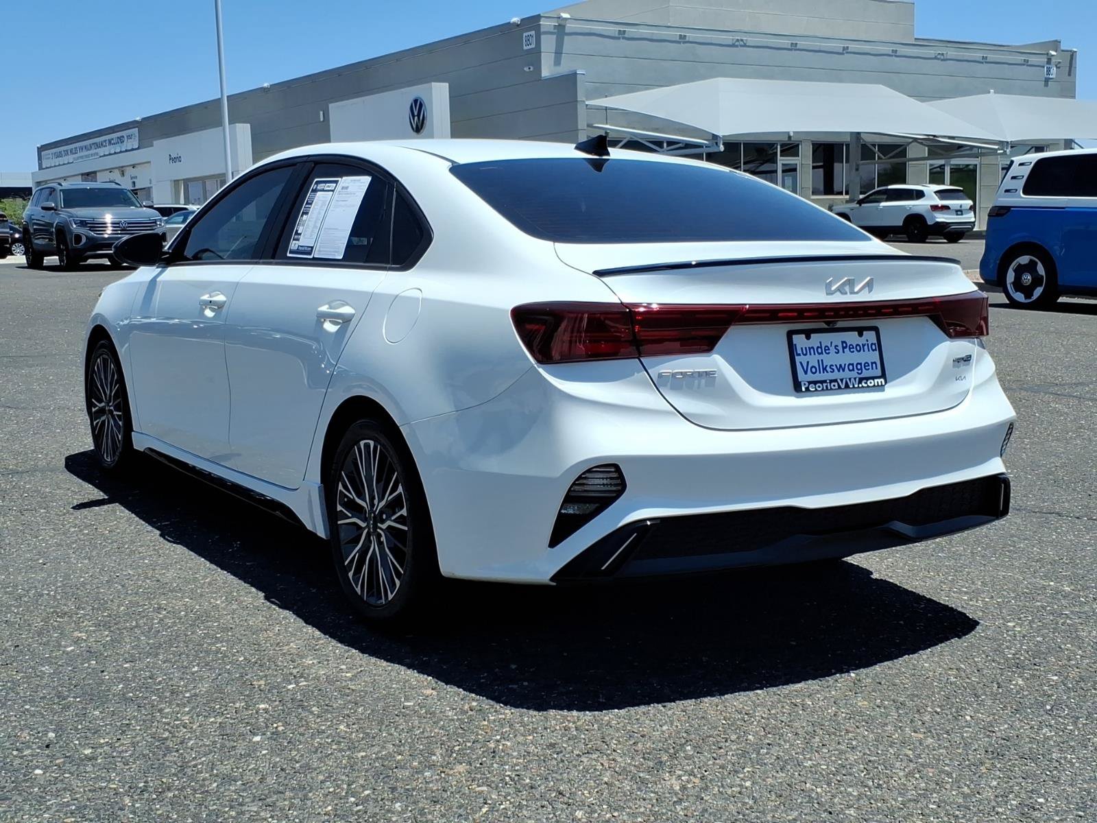 Used 2022 Kia Forte GT-Line w/ GT-Line Premium Package FWD image 5