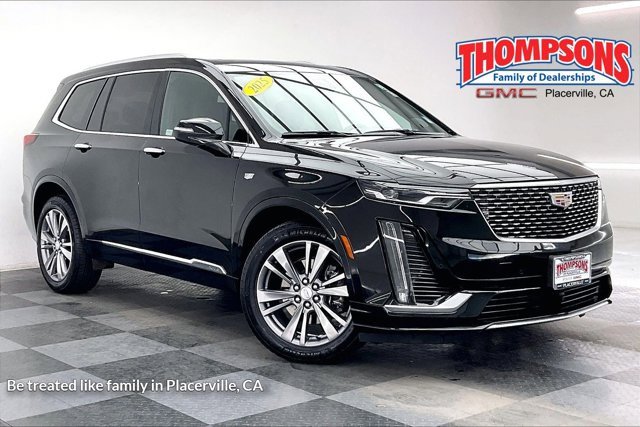 Used 2025 Cadillac XT6 Premium Luxury image 1