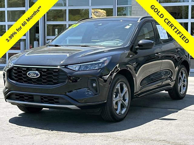 Certified 2024 Ford Escape ST-Line Select AWD/4WD image 4