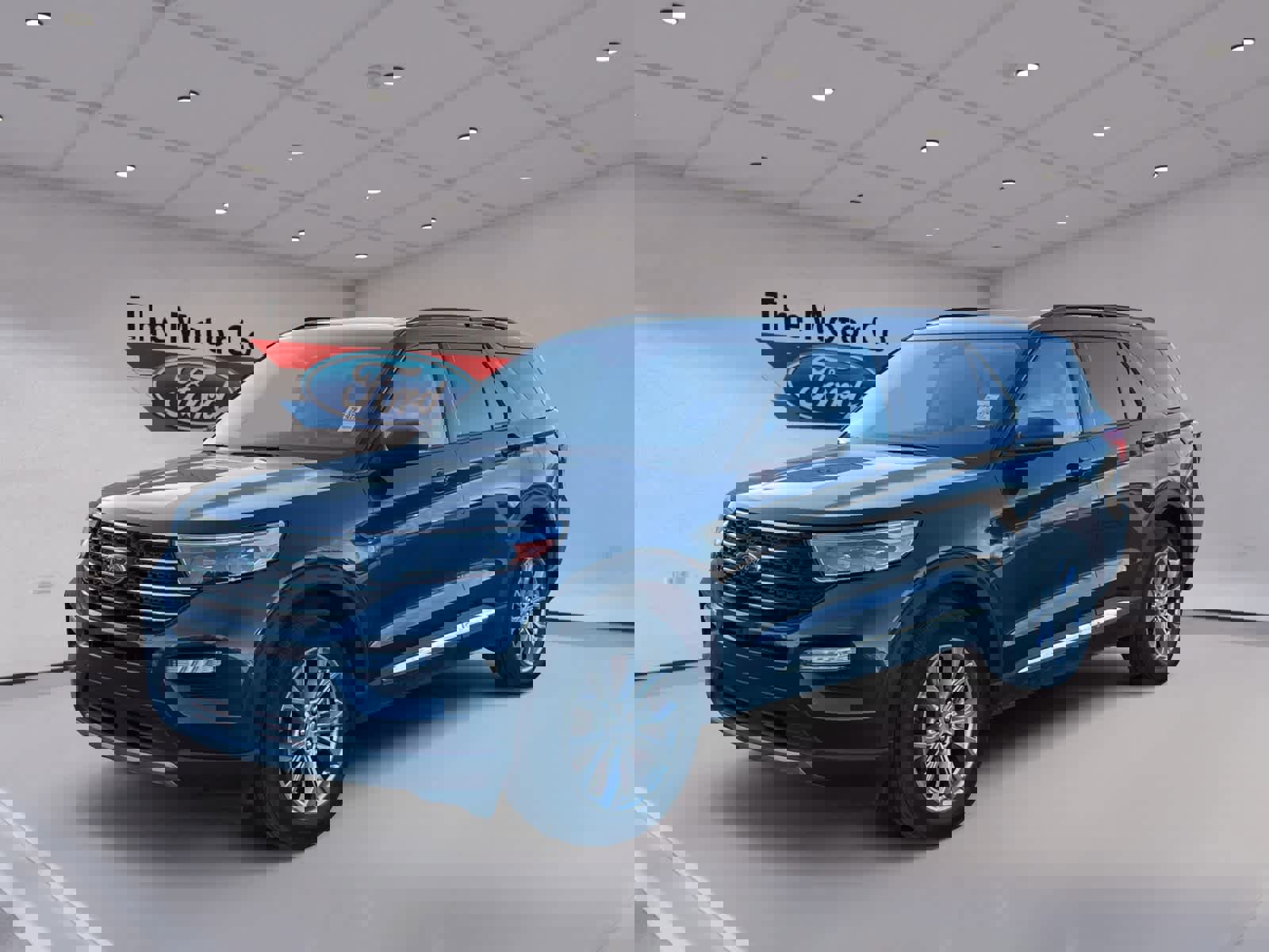 Certified 2023 Ford Explorer XLT w/ Equipment Group 202A image 1