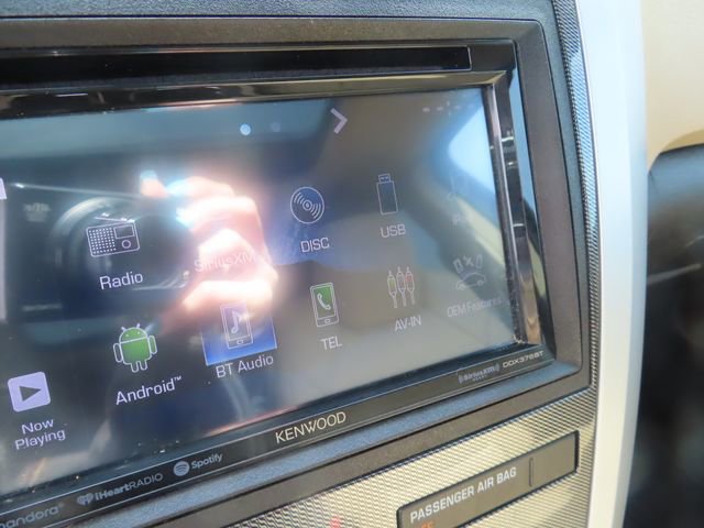 Used 2012 Chevrolet Traverse LTZ image 27