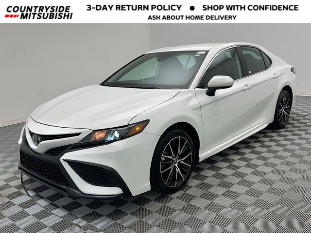 Used 2024 Toyota Camry SE