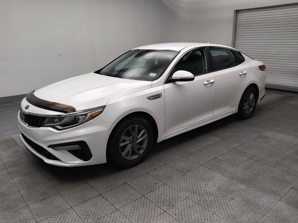 Used 2020 Kia Optima LX FWD image 2