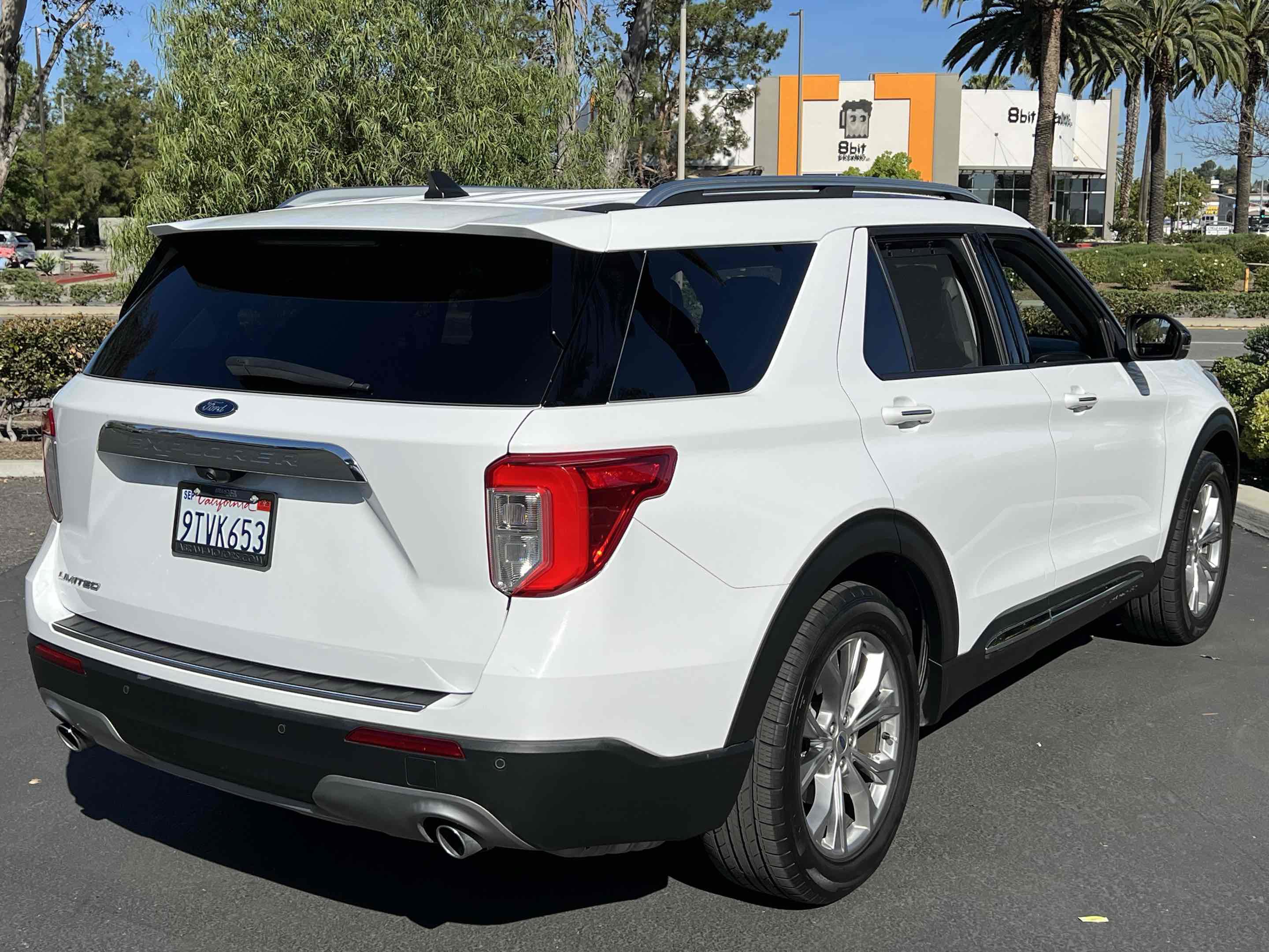 Used 2021 Ford Explorer Limited w/ Equipment Group 301A image 24