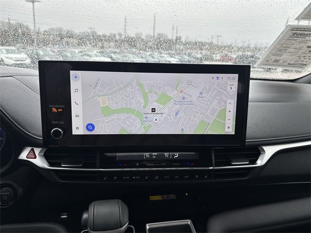 Used 2025 Toyota Sienna Platinum image 17