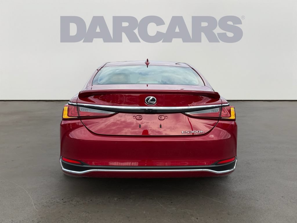 Certified 2024 Lexus ES 300h w/ Technology Package FWD image 4