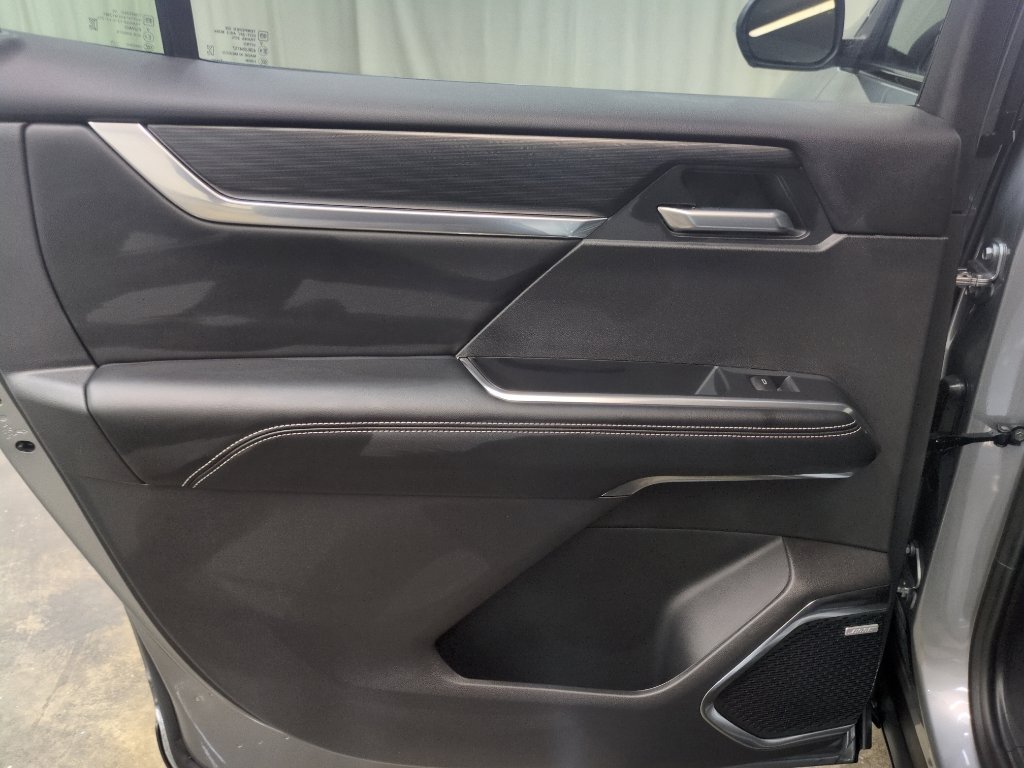 New 2026 GMC Acadia Elevation w/ Black Edition image 15