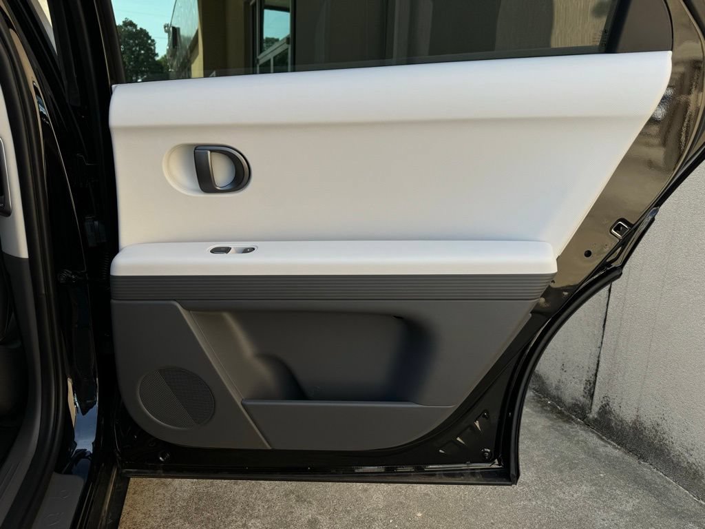New 2025 Hyundai Ioniq 5 SEL RWD image 19