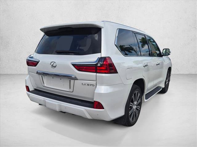 Used 2018 Lexus LX 570 4WD w/ Luxury Package image 5