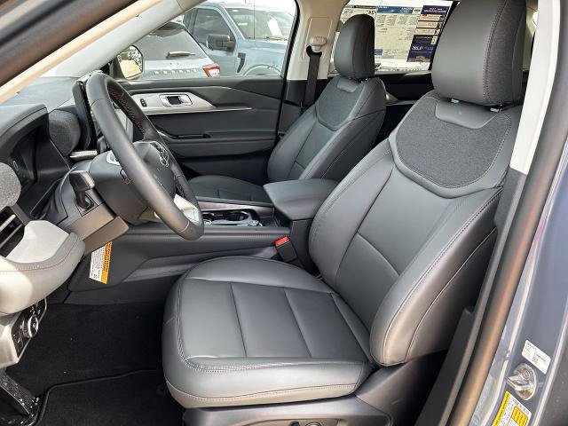 New 2026 Ford Explorer Active w/ Active Comfort Package RWD image 50