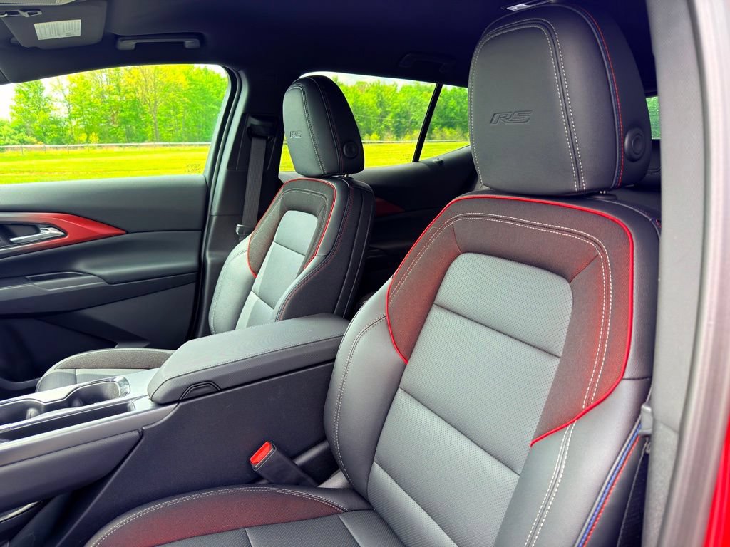 New 2026 Chevrolet Equinox EV RS FWD image 21
