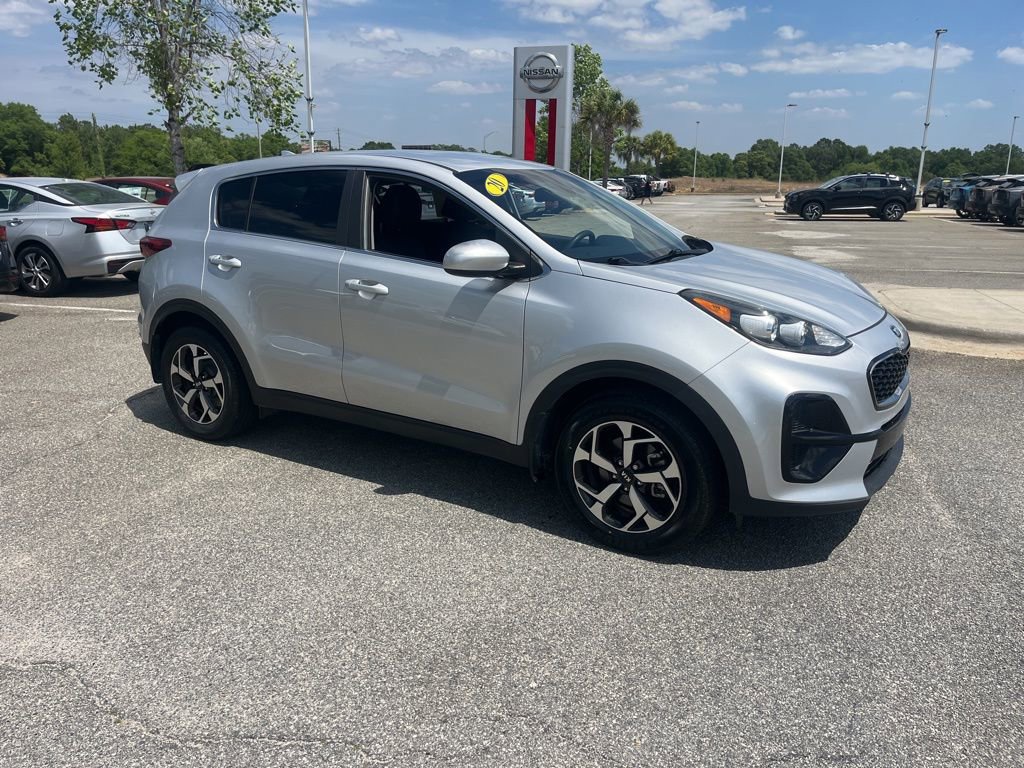 Used 2020 Kia Sportage LX image 1