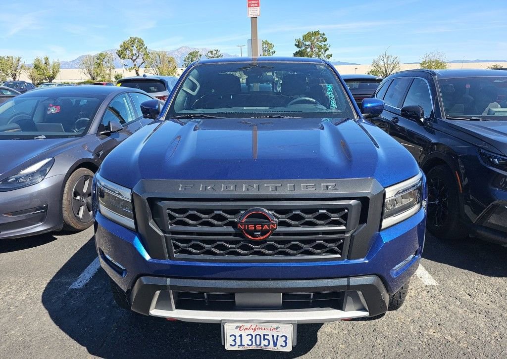 Used 2023 Nissan Frontier PRO-4X w/ Pro Convenience Package image 2