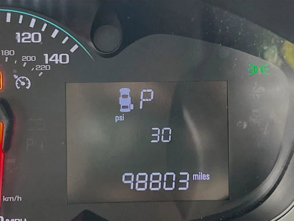 Used 2017 Chevrolet Sonic LT image 13