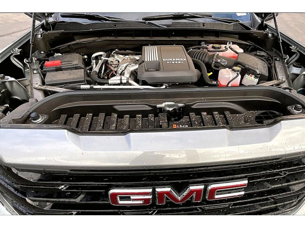 New 2025 GMC Sierra 1500 Elevation image 12